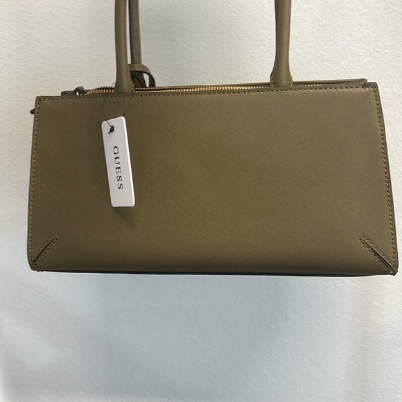 Guess | Olive Satchel w/Iconic Logo Bag Charm - Picture 16 of 16